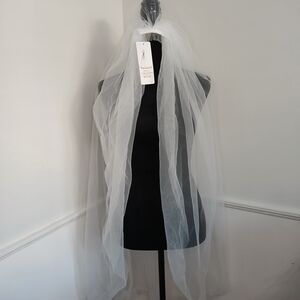 Elegant Long Knee-length White Bridal Veil With Comb‎ (New)